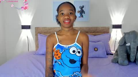 Snapshot of rihana_hot01 chatting on May 17, 2026, 12:34 pm ri ri online show from May 17, 2026, 12:34 pm