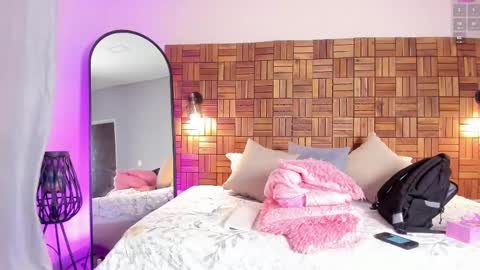 Sara online show from March 10, 2025, 10:04 am