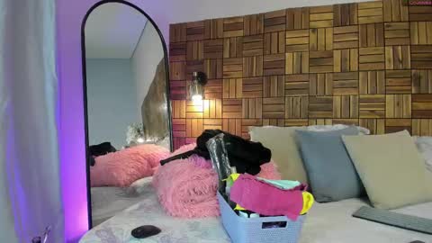 Sara online show from September 9, 2025, 10:15 am