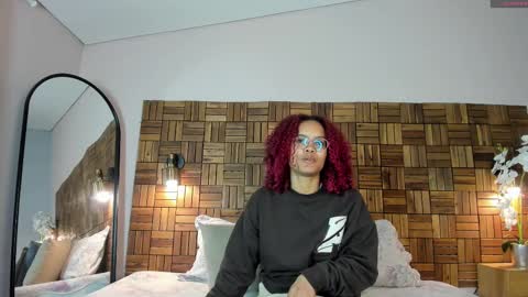 Sara online show from September 29, 2025, 10:09 am