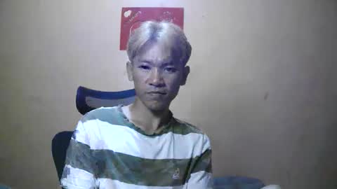 riiichie12 online show from October 6, 2025, 1:08 pm