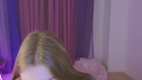 Rina online show from October 15, 2025, 9:04 pm