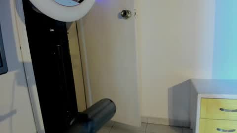 kamila online show from February 16, 2025, 2:31 am