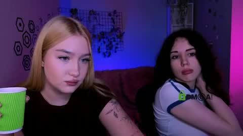 Snapshot of riley_sanders chatting on April 26, 2026, 7:11 pm Meow online show from April 26, 2026, 7:11 pm