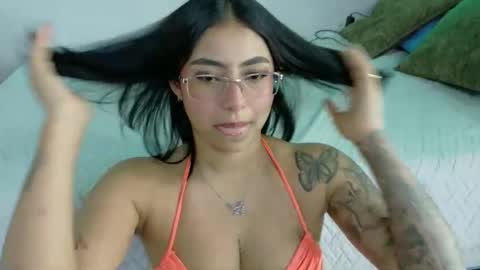 Riley scarlett online show from November 19, 2025, 7:36 pm