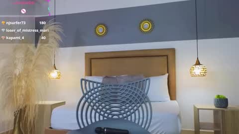 Riley Sierra online show from February 1, 2025, 3:28 pm