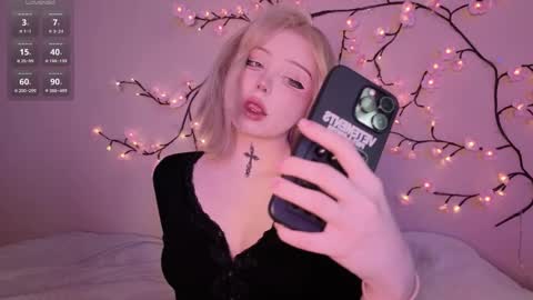 Sofia online show from April 20, 2026, 8:28 am