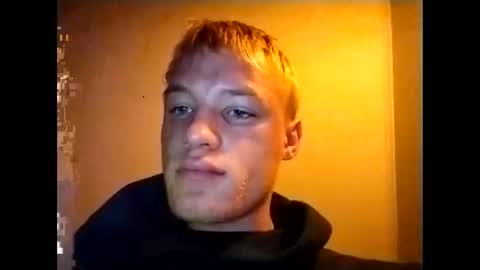 Rileyyy online show from April 20, 2026, 6:49 am