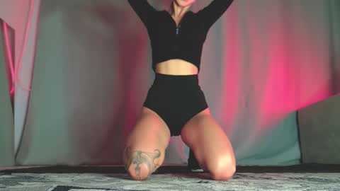 RINA online show from September 12, 2025, 2:22 am