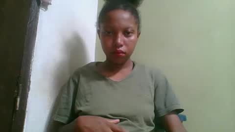 rinah654271 online show from April 21, 2026, 2:26 am