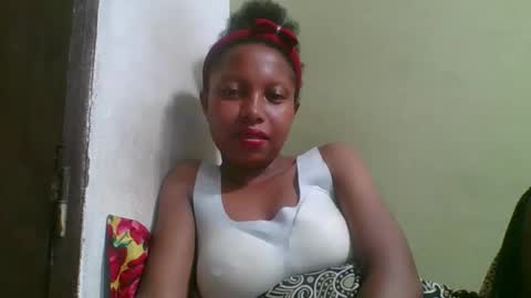 rinah654271 online show from April 21, 2026, 3:17 pm