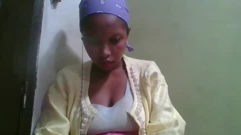 rinah654271 online show from June 4, 2026, 6:52 am