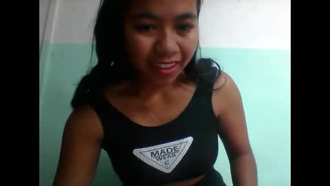 rinah856024 online show from November 4, 2025, 4:22 am