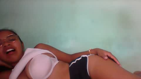 Snapshot of rinah856024 chatting on May 2, 2026, 4:45 pm rinah856024 online show from May 2, 2026, 4:45 pm