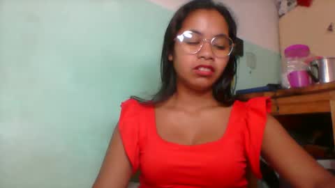 Snapshot of rinah856024 chatting on June 1, 2026, 6:15 am rinah856024 online show from June 1, 2026, 6:15 am