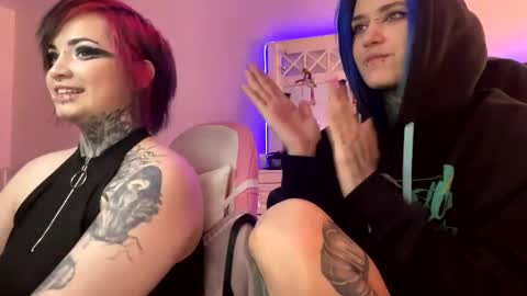   DianaBrite            fansl y online show from December 22, 2024, 1:11 pm