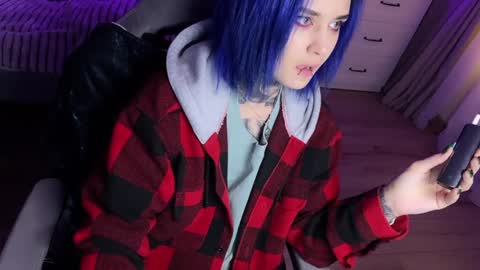   DianaBrite            fansl y online show from January 15, 2025, 3:18 pm