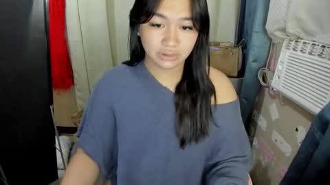 Snapshot of riri_bowa chatting on February 24, 2026, 3:48 am RIRI online show from February 24, 2026, 3:48 am