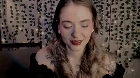 risha_laass online show from February 2, 2025, 7:04 pm