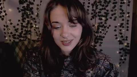 risha_laass online show from November 12, 2025, 7:57 pm
