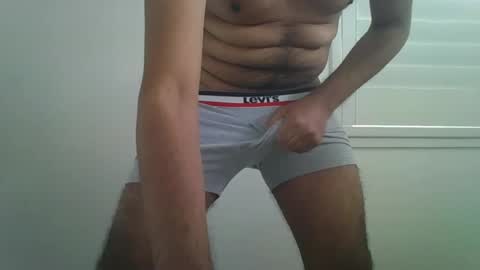 Snapshot of rishavb1991 chatting on June 18, 2026, 12:00 am rishavb1991 online show from June 18, 2026, 12:00 am