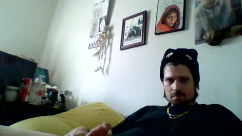 riverphoenix575584 online show from May 8, 2026, 5:29 pm