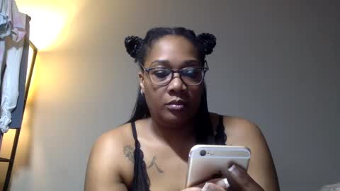 River Saint online show from December 16, 2024, 11:39 pm