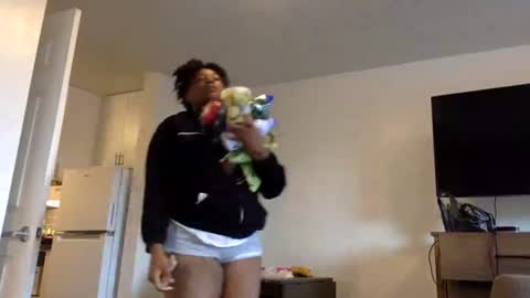 Snapshot of riversaint chatting on August 1, 2026, 10:41 pm River Saint online show from August 1, 2026, 10:41 pm