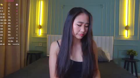 Snapshot of rizeshiro chatting on April 24, 2026, 5:54 am Rize online show from April 24, 2026, 5:54 am