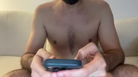 rlggggn42 online show from October 4, 2025, 6:39 pm