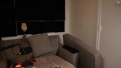 Ryan aka KeylimeRy online show from October 27, 2025, 2:59 am