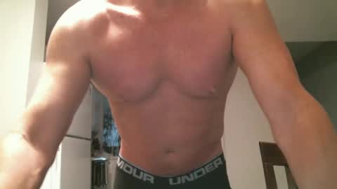 Snapshot of roadhouse122 chatting on February 23, 2025, 12:27 pm roadhouse122 online show from February 23, 2025, 12:27 pm