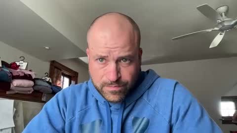 roadking1122 online show from April 21, 2026, 6:34 pm