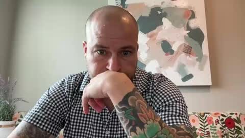 Snapshot of roadking1122 chatting on July 7, 2026, 2:54 pm roadking1122 online show from July 7, 2026, 2:54 pm