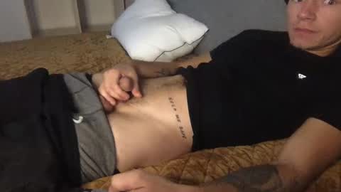 RoastingCorn online show from December 20, 2024, 1:54 pm