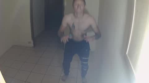 RoastingCorn online show from October 23, 2025, 12:15 pm