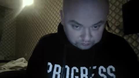 rob18997 online show from November 19, 2025, 4:40 pm