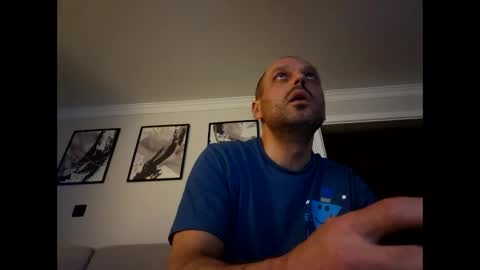 rob253959 online show from October 25, 2025, 12:18 am