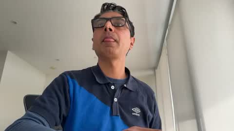 Robbyaus online show from July 21, 2026, 3:42 am