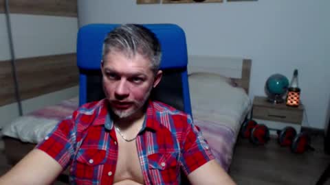 robbyshawz online show from February 3, 2026, 8:19 am