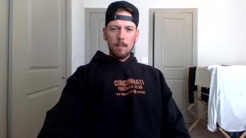Snapshot of robcolt2541 chatting on July 14, 2026, 3:29 pm robcolt2541 online show from July 14, 2026, 3:29 pm