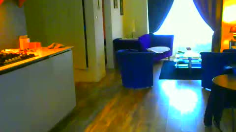 rober10000 online show from November 3, 2025, 9:21 am