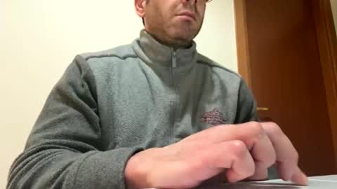 roberpierre_ho online show from February 28, 2026, 1:17 am