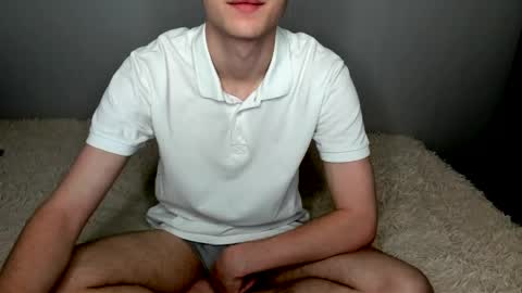 Snapshot of robert10211 chatting on May 28, 2026, 9:17 am robert10211 online show from May 28, 2026, 9:17 am