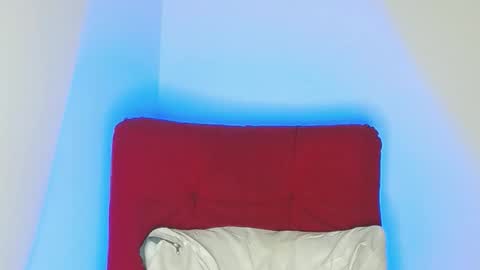 Stiven - online show from February 18, 2026, 11:44 pm