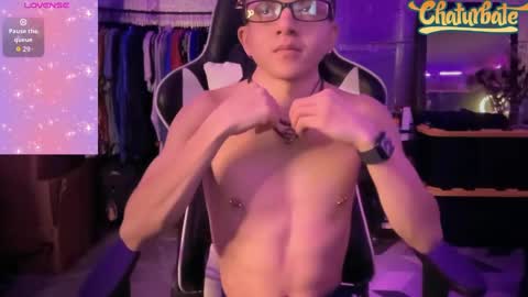 Robert Cici Jr. online show from October 27, 2025, 1:53 am