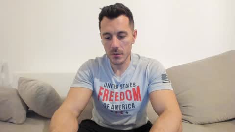 roberto4ever online show from March 27, 2026, 4:40 pm