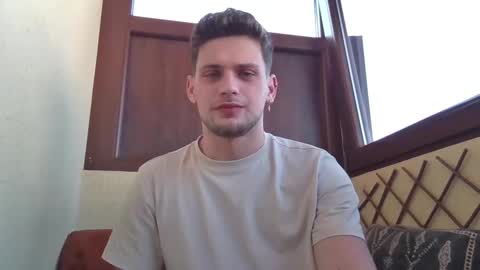 Snapshot of roberto_twink1 chatting on February 11, 2025, 9:31 am Roberto online show from February 11, 2025, 9:31 am