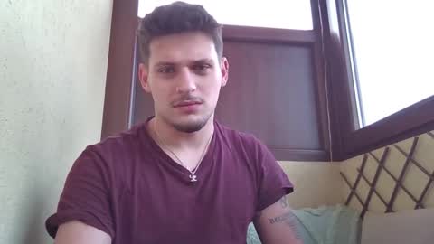 Snapshot of roberto_twink1 chatting on February 1, 2026, 10:36 am Roberto online show from February 1, 2026, 10:36 am