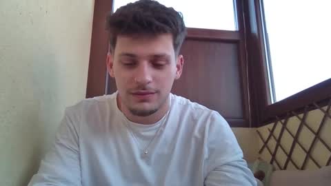 Snapshot of roberto_twink1 chatting on March 4, 2026, 7:03 am Roberto online show from March 4, 2026, 7:03 am